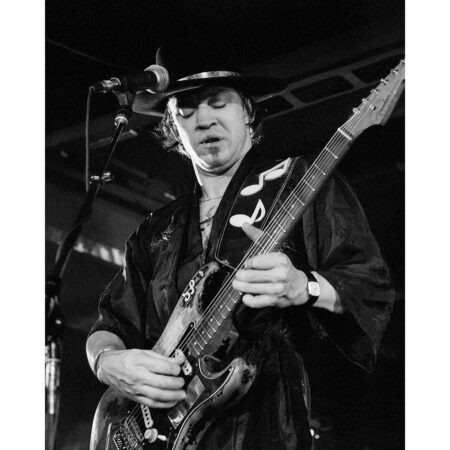 Stevie Ray Vaughan sort ramme
